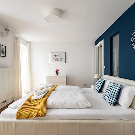 Ferienwohnung Cozy 1Br Duplex Near Center By Hm Wien Exterior foto