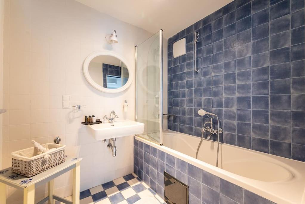 Ferienwohnung Cozy 1Br Duplex Near Center By Hm Wien Exterior foto